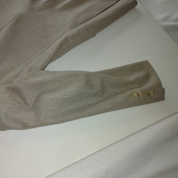 Vintage YVES SANT LAUREN Men's 100% Wool Long Sleeves Blazer Size 38R Used - Picture 4 of 7